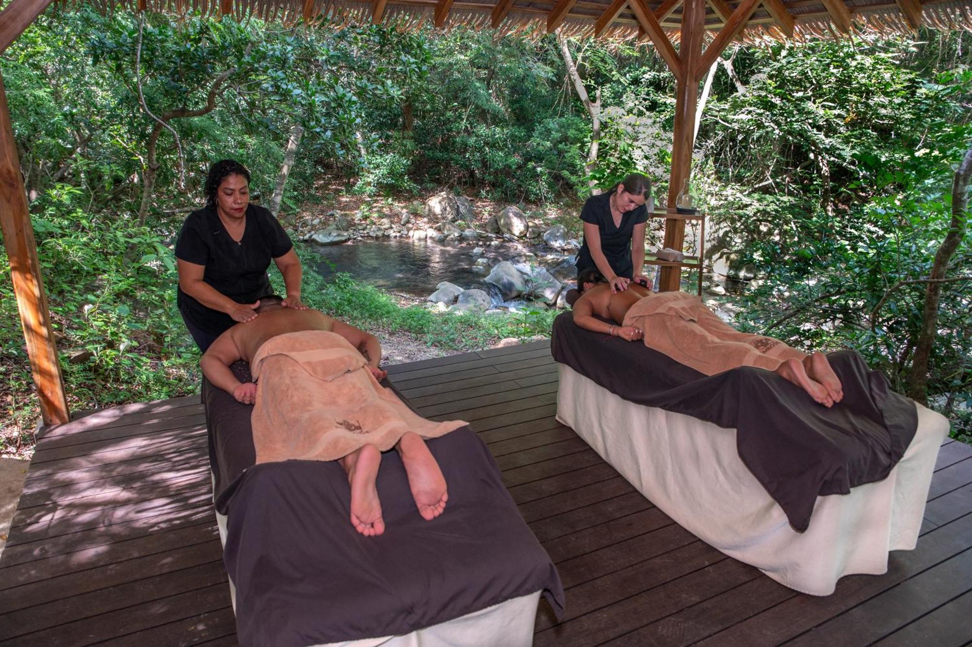 Hacienda Guachipelin Volcano Ranch Hotel & Hot Springs リベリア エクステリア 写真