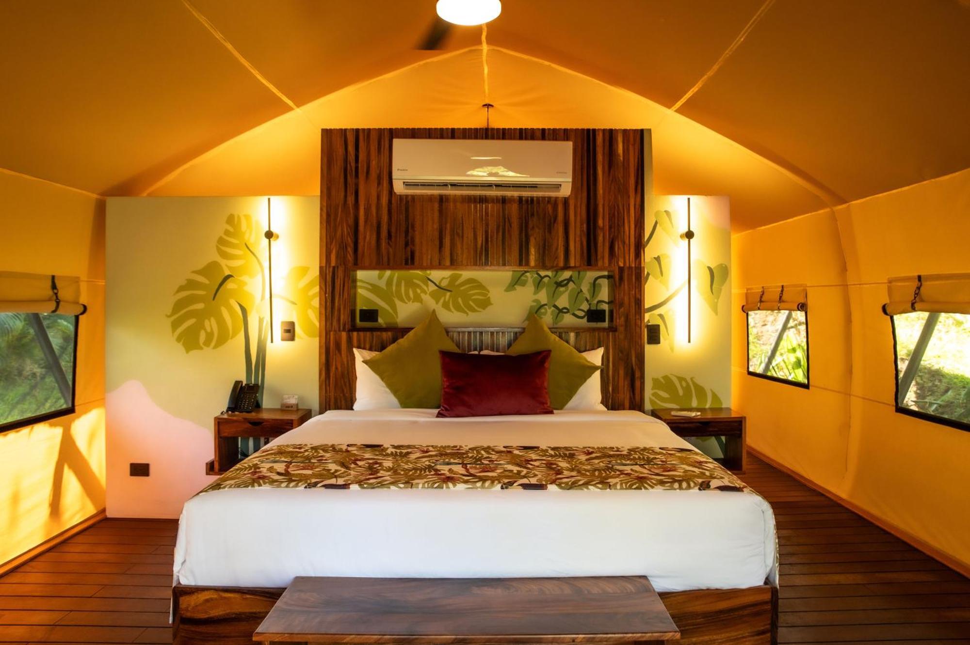 Hacienda Guachipelin Volcano Ranch Hotel & Hot Springs リベリア エクステリア 写真