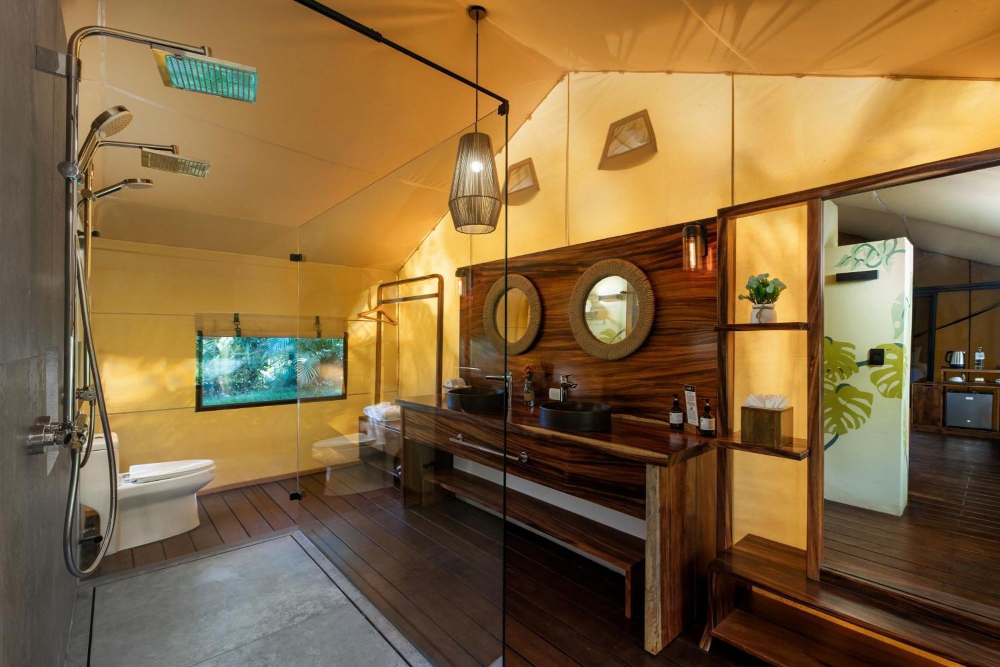 Hacienda Guachipelin Volcano Ranch Hotel & Hot Springs リベリア エクステリア 写真