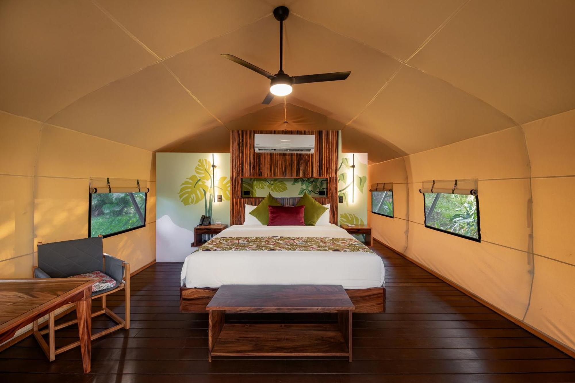 Hacienda Guachipelin Volcano Ranch Hotel & Hot Springs リベリア エクステリア 写真